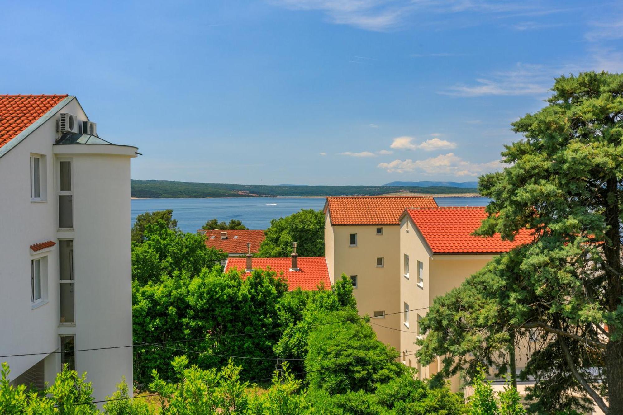 Podvezanec Dramalj Exterior foto